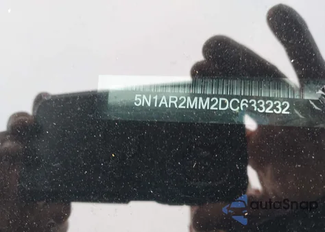 2013 Nissan Pathfinder Platinum из США, поврежденный, VIN 5N1AR2MM2DC633232